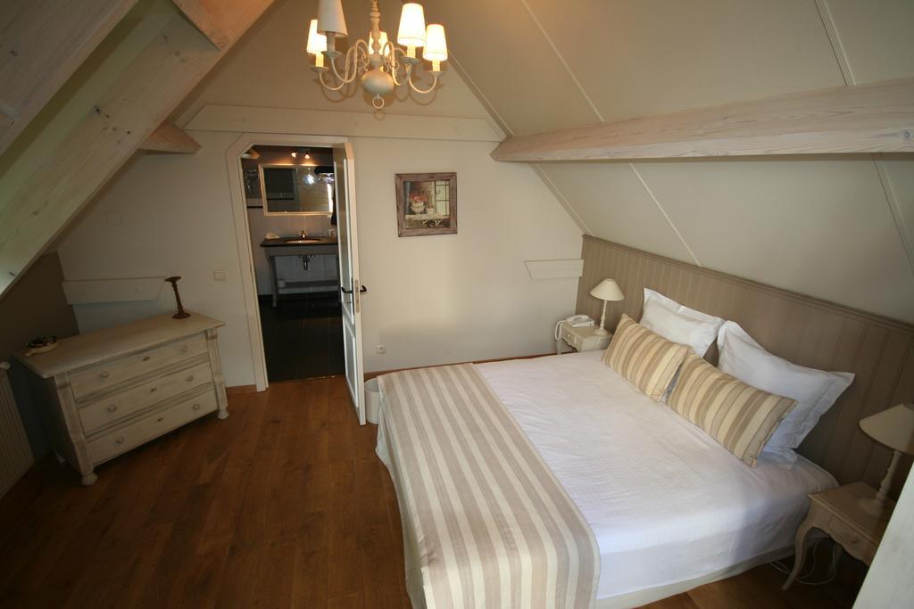 Hostellerie Au Coeur Du Spinois Rebecq-Rognon Phòng bức ảnh