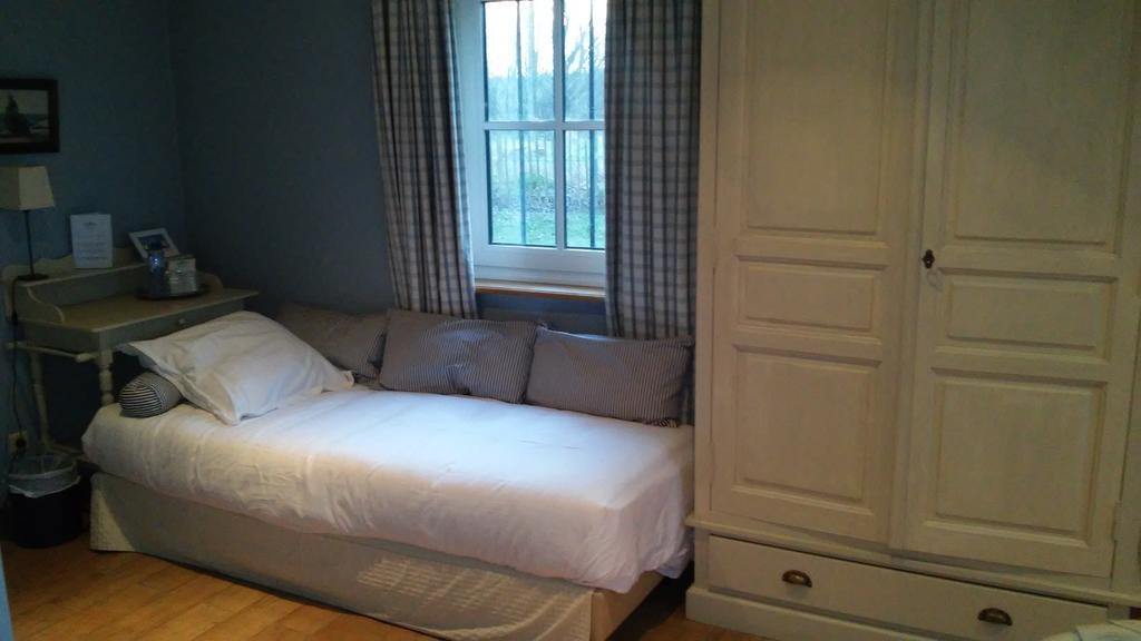 Hostellerie Au Coeur Du Spinois Rebecq-Rognon Phòng bức ảnh
